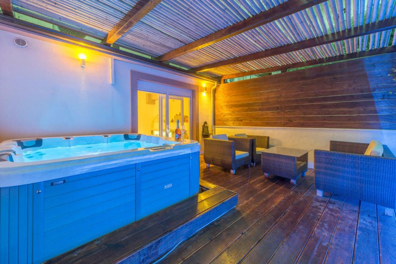 Alena Luxury Apartment With Jacuzzi Split Dış mekan fotoğraf