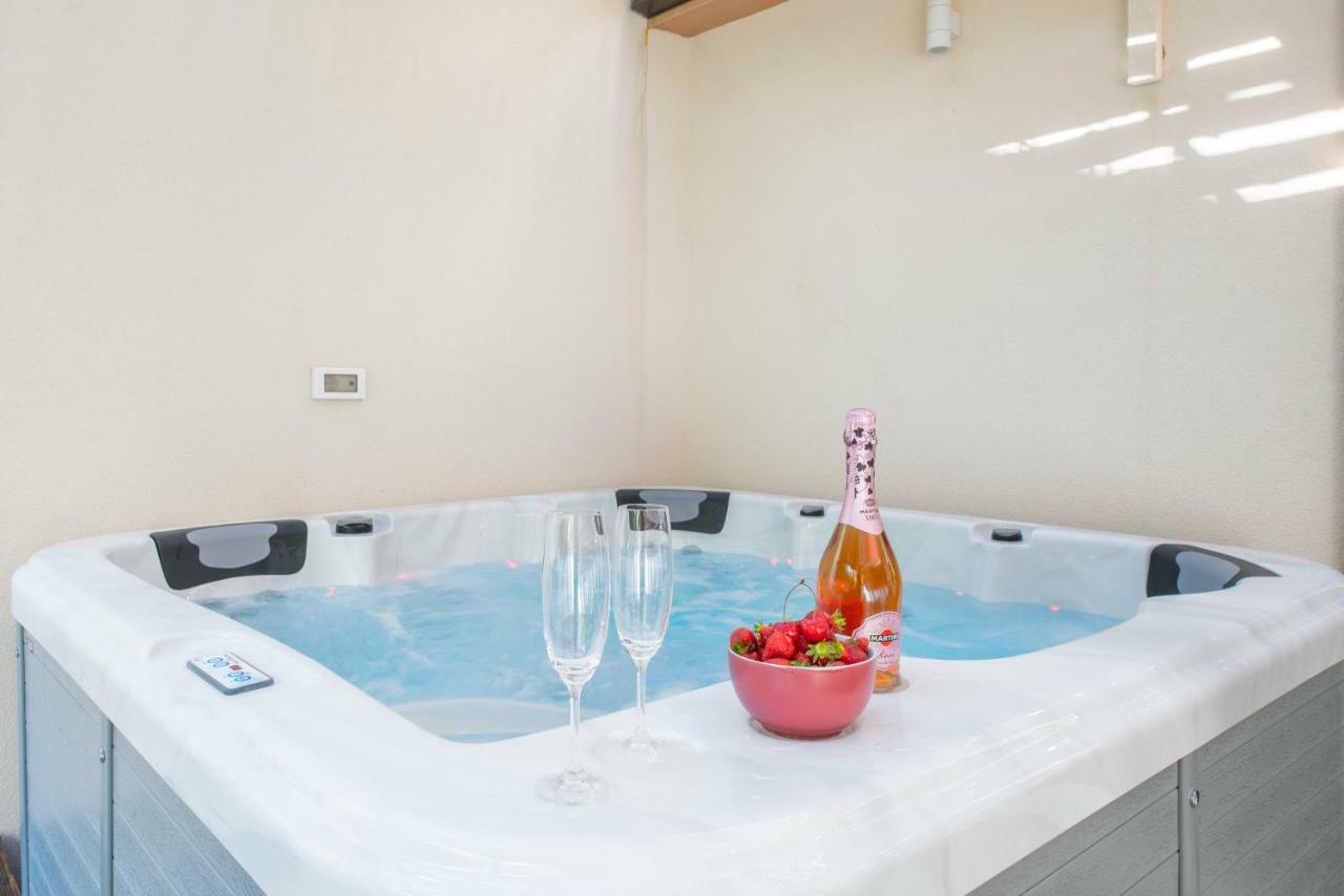 Alena Luxury Apartment With Jacuzzi Split Dış mekan fotoğraf